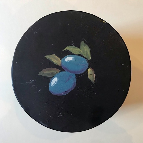 Cottagecore Hand painted Toleware Tin Bucket w/ Lid, Features a Fruit Motif - Picture 11 of 16